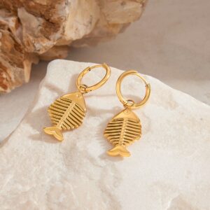 Ohrringe in Fischgrätenform aus 18-karätigem Gold mit einzigartiger Ausstrahlung