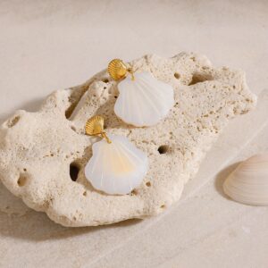 Ohrringe aus 18-karätigem Gold in Muschelform