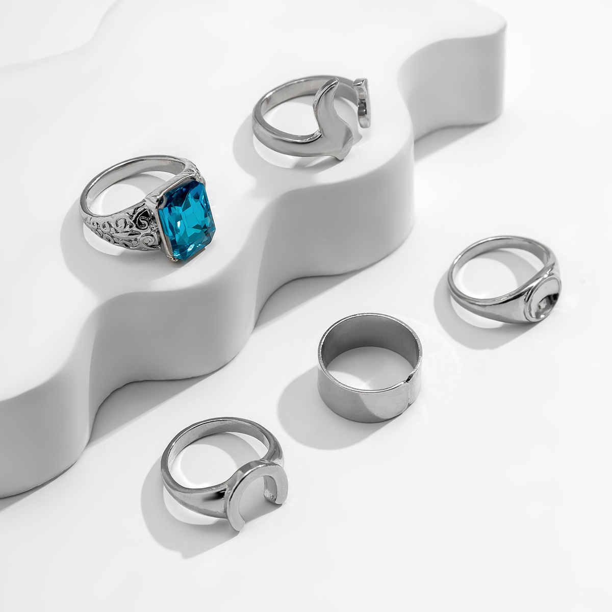 Modischer Vintage-Hip-Hop-Ring – Bild 3