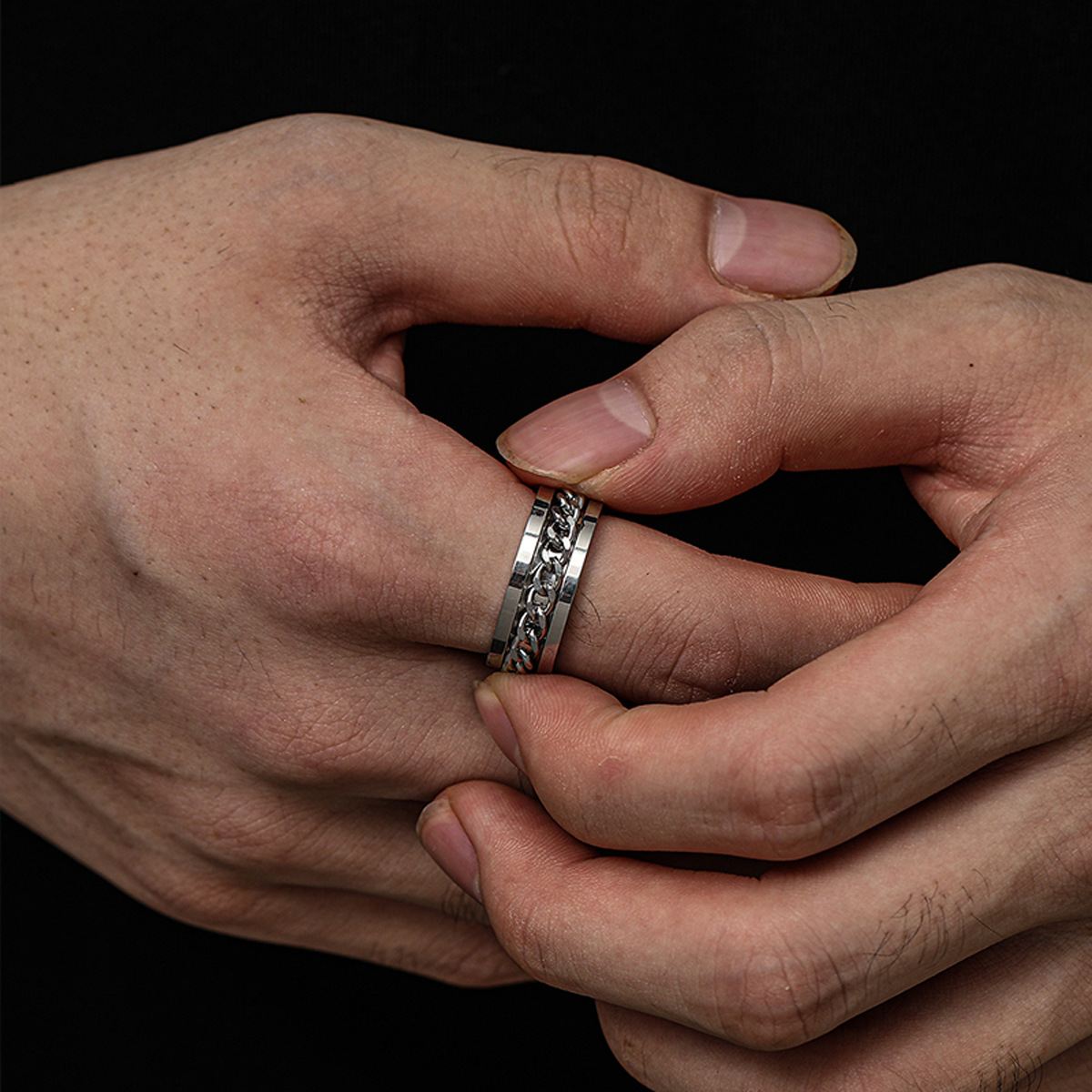 Modischer, schlichter Hip-Hop-Kettenwirbelring – Bild 4