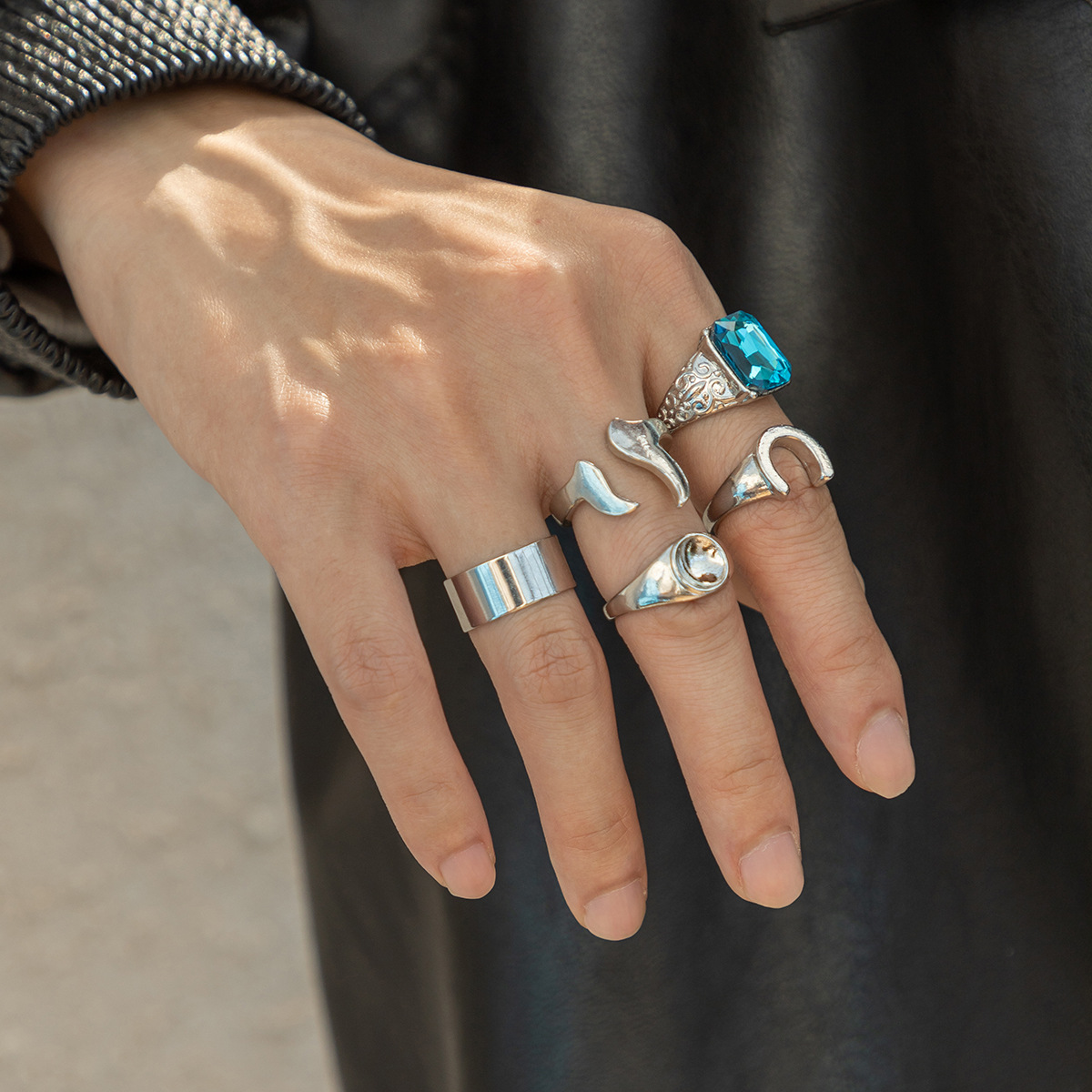 Modischer Vintage-Hip-Hop-Ring – Bild 7